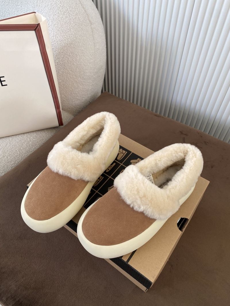 UGG Casual Shoes